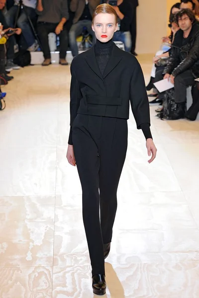 Look 1